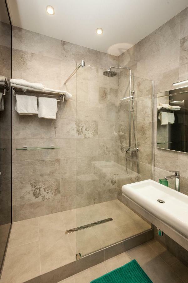 Odss Suites Odesa Exterior photo